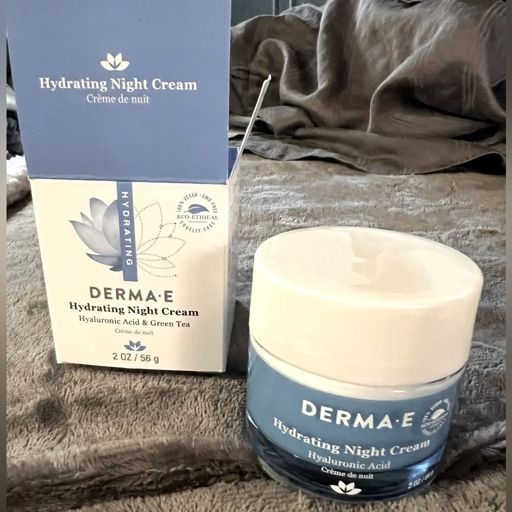 Derma-E Hydrating Night Cream-BRAND NEW​​​​